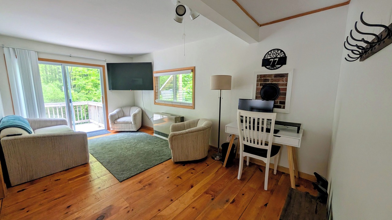 Photo of Livingroom in Gilford