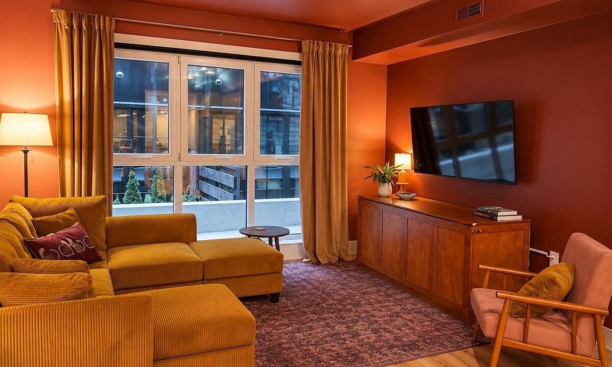 Photo of Livingroom in Spring Garden
