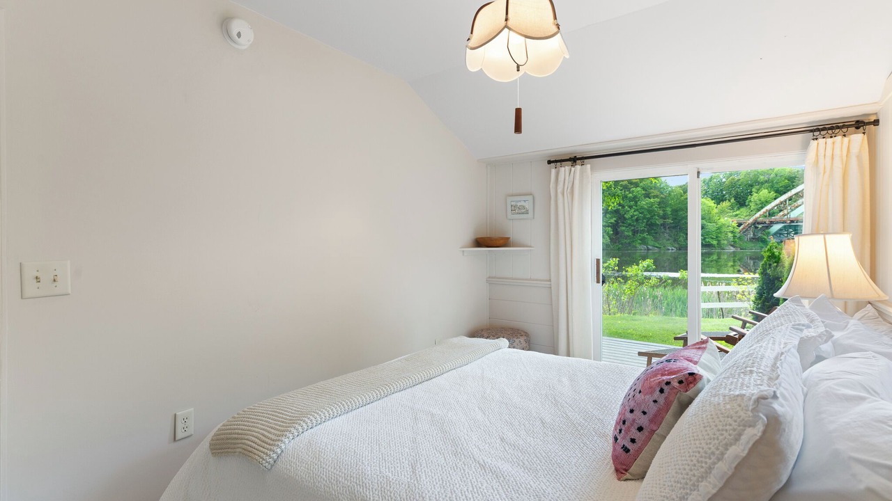 Photo of Bedroom in West Chesterfield