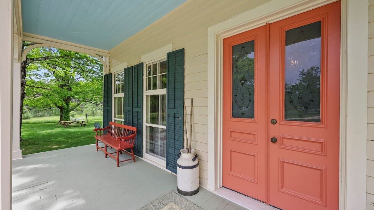 Photo of Patio Balcony in Lenox