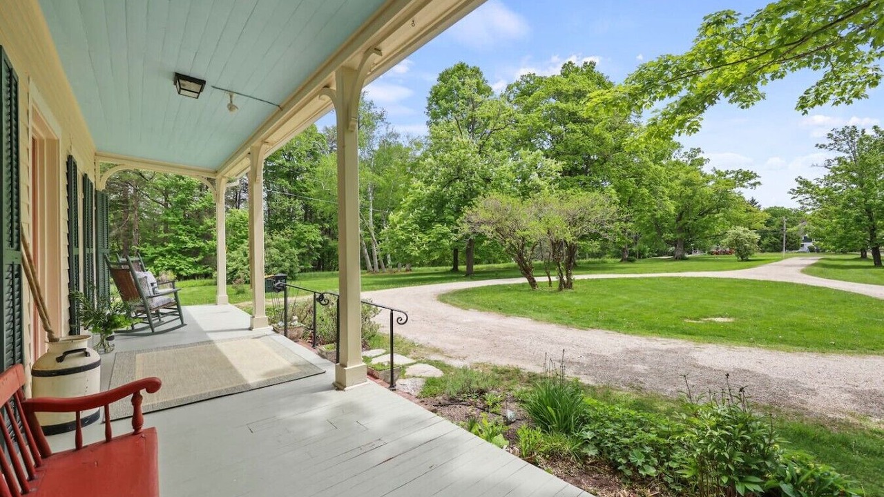Photo of Patio Balcony in Lenox