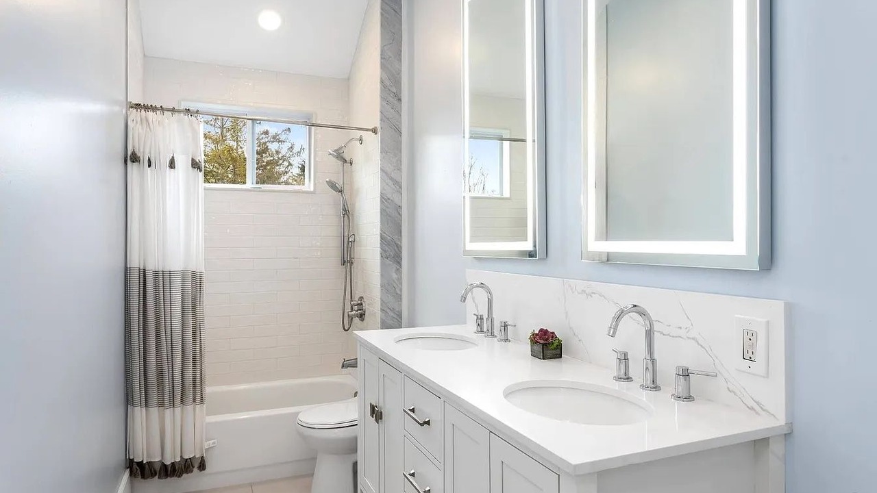 Photo of Bathroom in Center Moriches