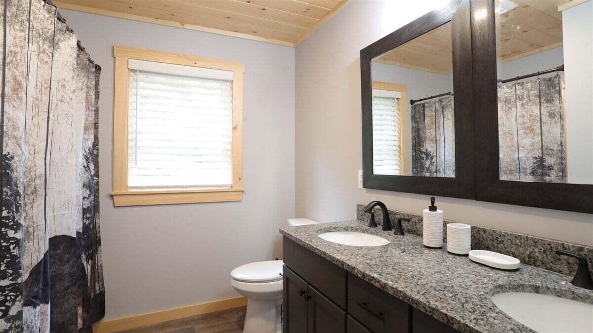 Photo of Bathroom in Thornton