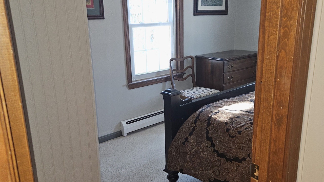 Photo of Bedroom in Westbrook