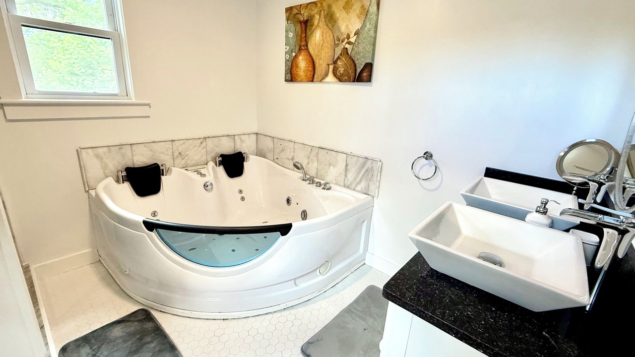 Photo of Bathroom in Vineyard Haven