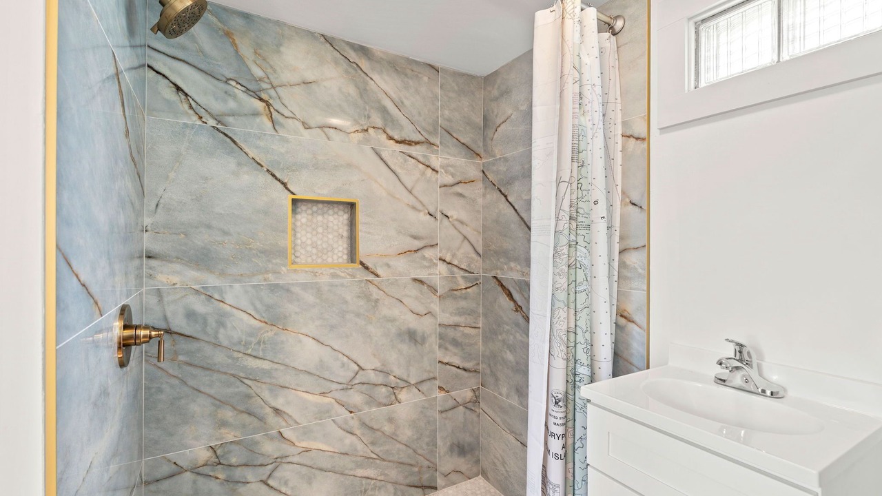 Photo of Bathroom in Great Neck