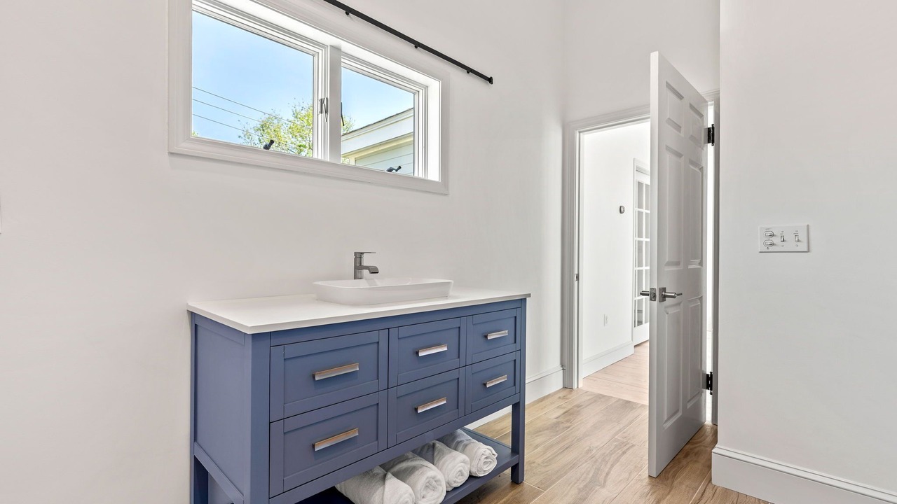 Photo of Bathroom in Great Neck
