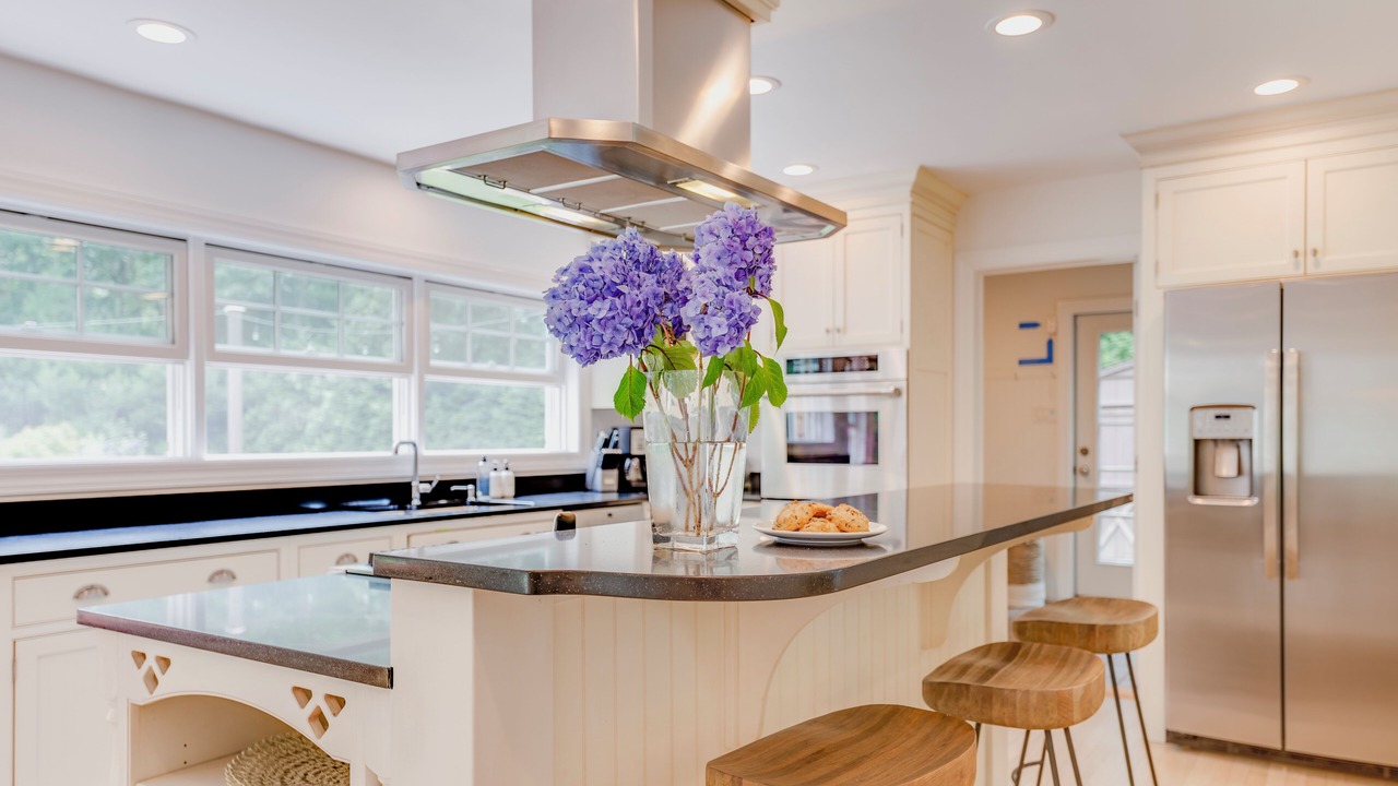 Photo of Kitchen in Northwest Harbor