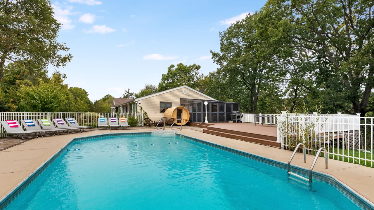 Photo of Outdoor in Monroe