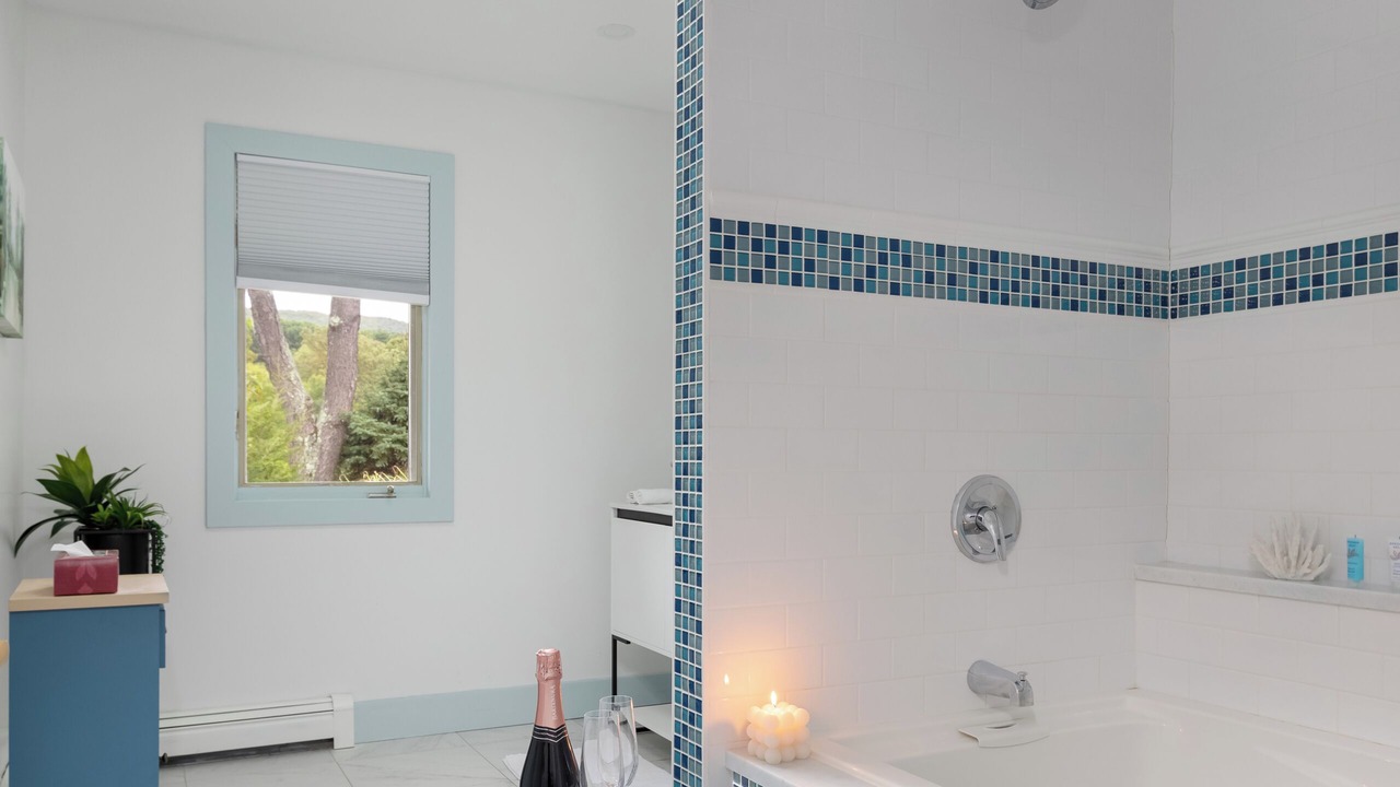 Photo of Bathroom in Monroe