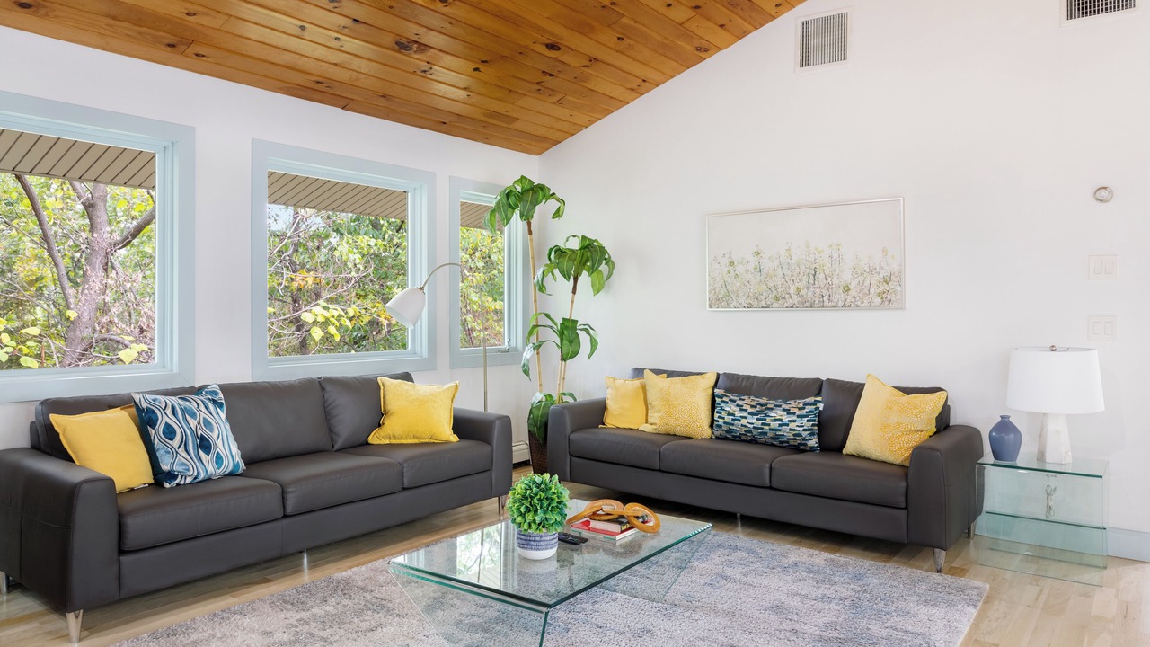 Photo of Livingroom in Monroe