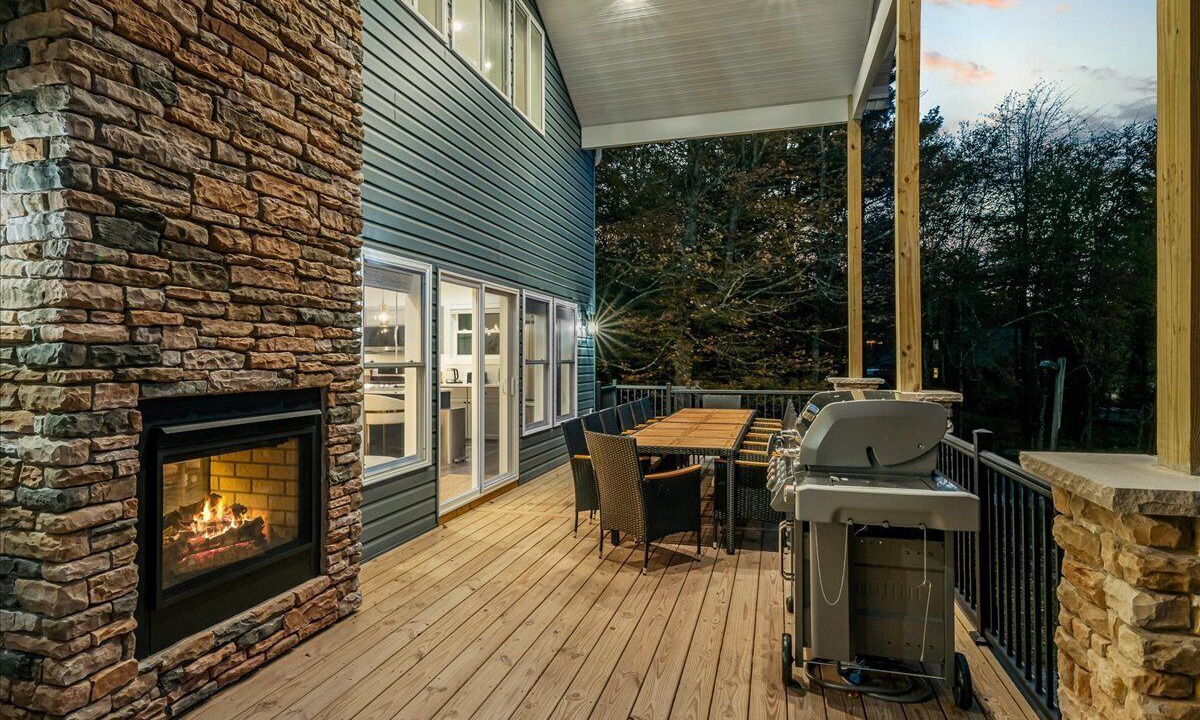 Photo of Outdoor in Lake Harmony Estates
