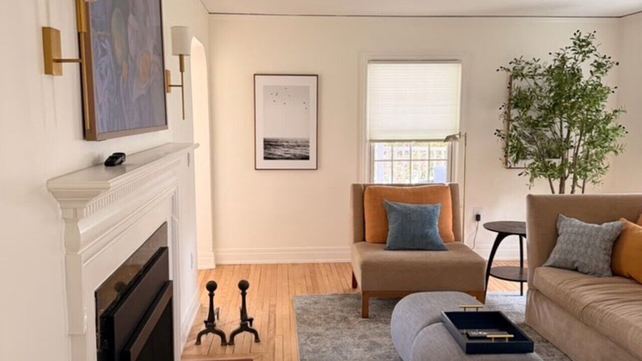 Photo of Livingroom in Middlebury
