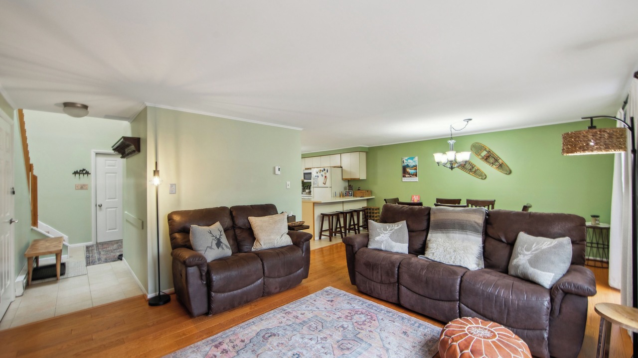 Photo of Livingroom in North Creek