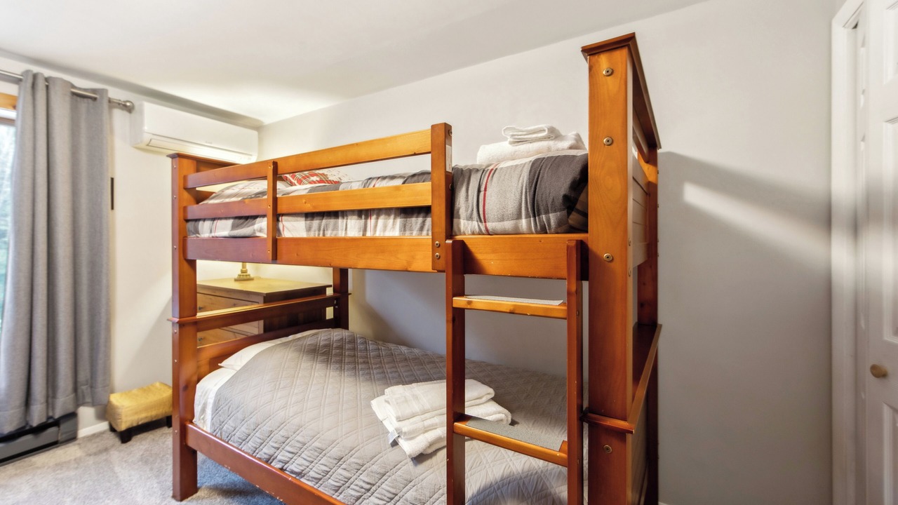 Photo of Bedroom in North Creek