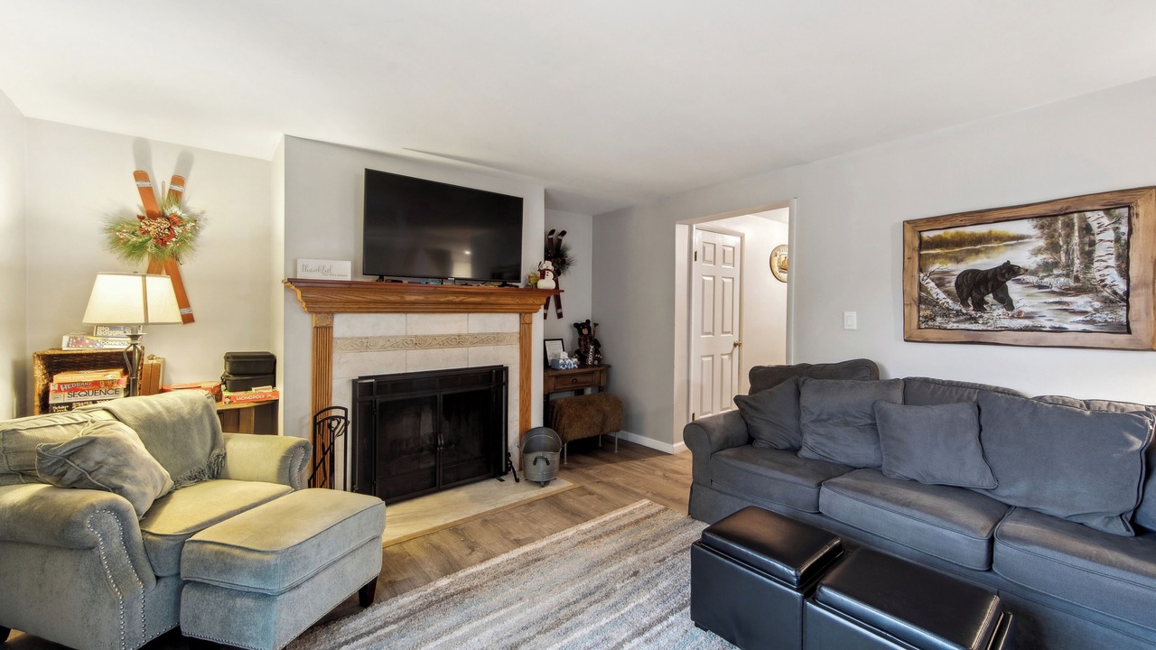 Photo of Livingroom in North Creek