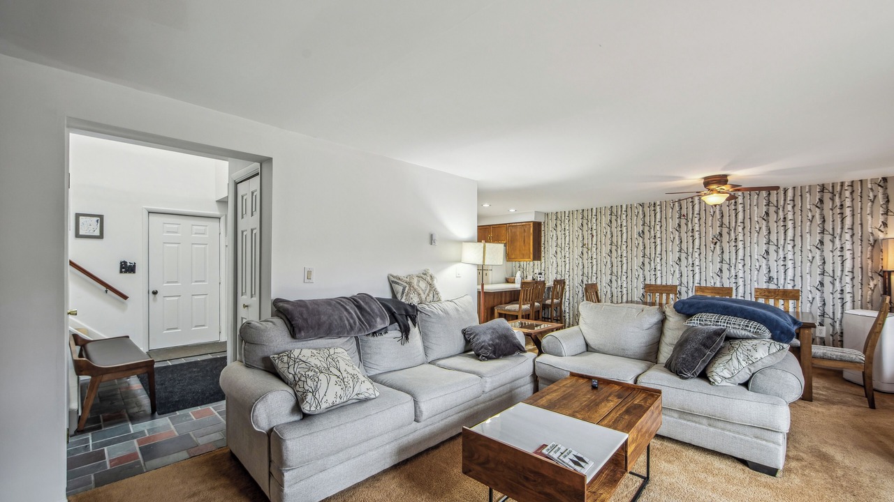 Photo of Livingroom in North Creek