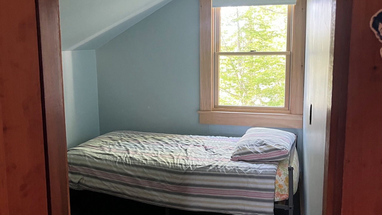 Photo of Bedroom in Center Lovell
