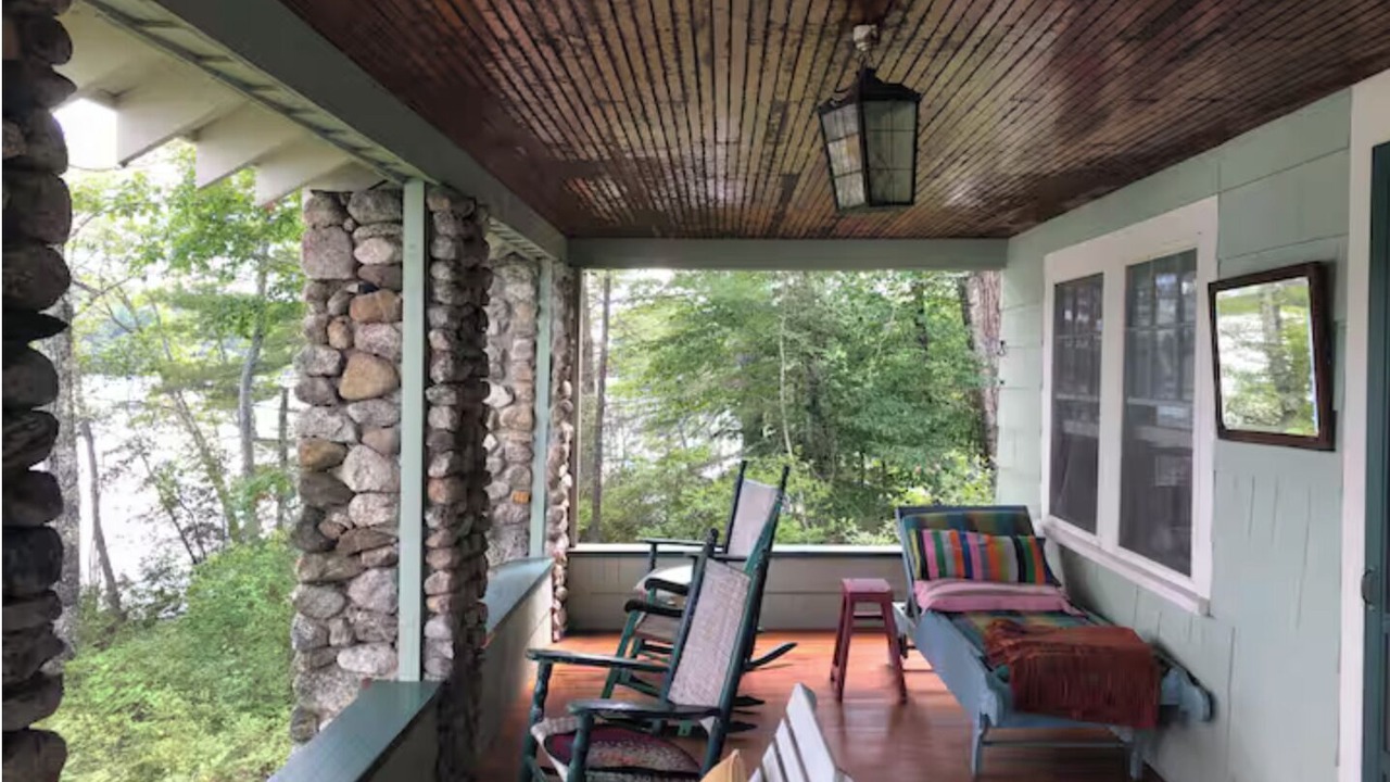 Photo of Patio Balcony in Center Lovell
