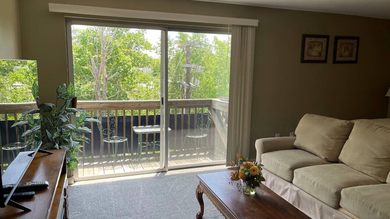 Photo of Livingroom in Gilford