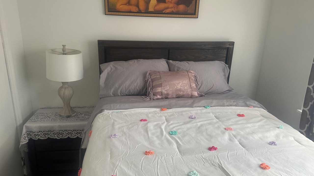 Photo of Bedroom in Elmont