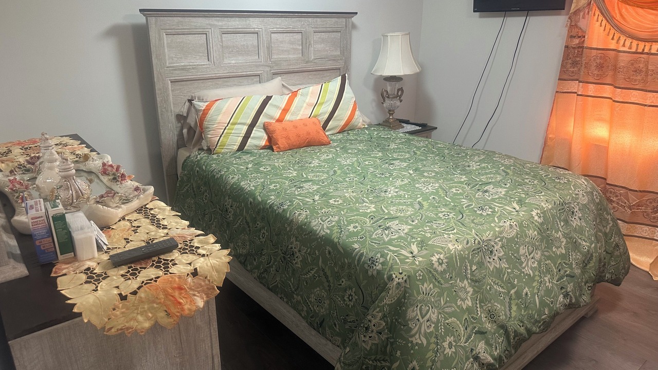 Photo of Bedroom in Elmont