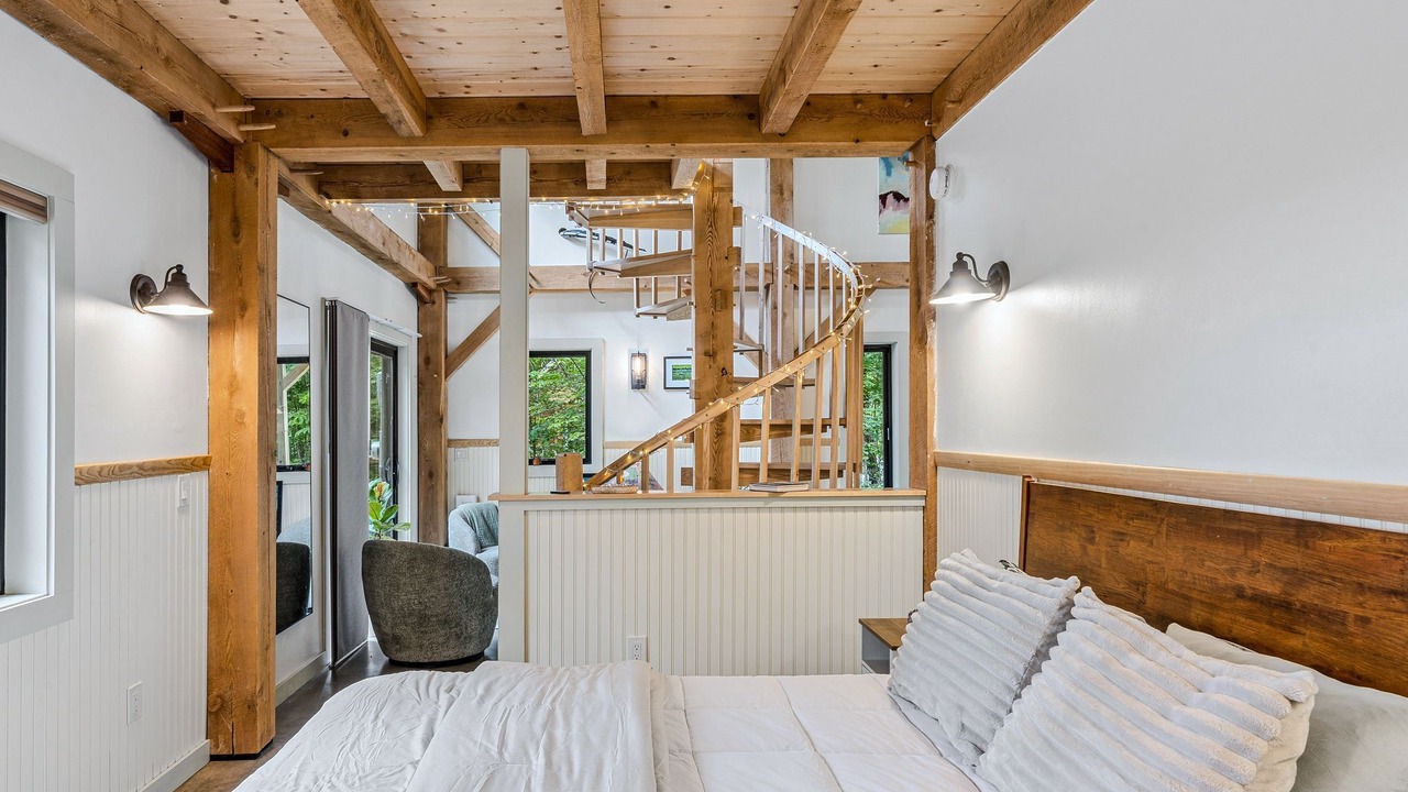 Photo of Bedroom in Strafford