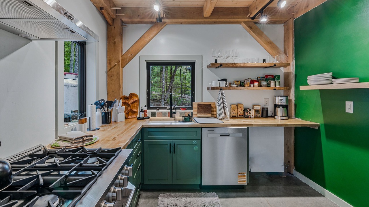 Photo of Kitchen in Strafford