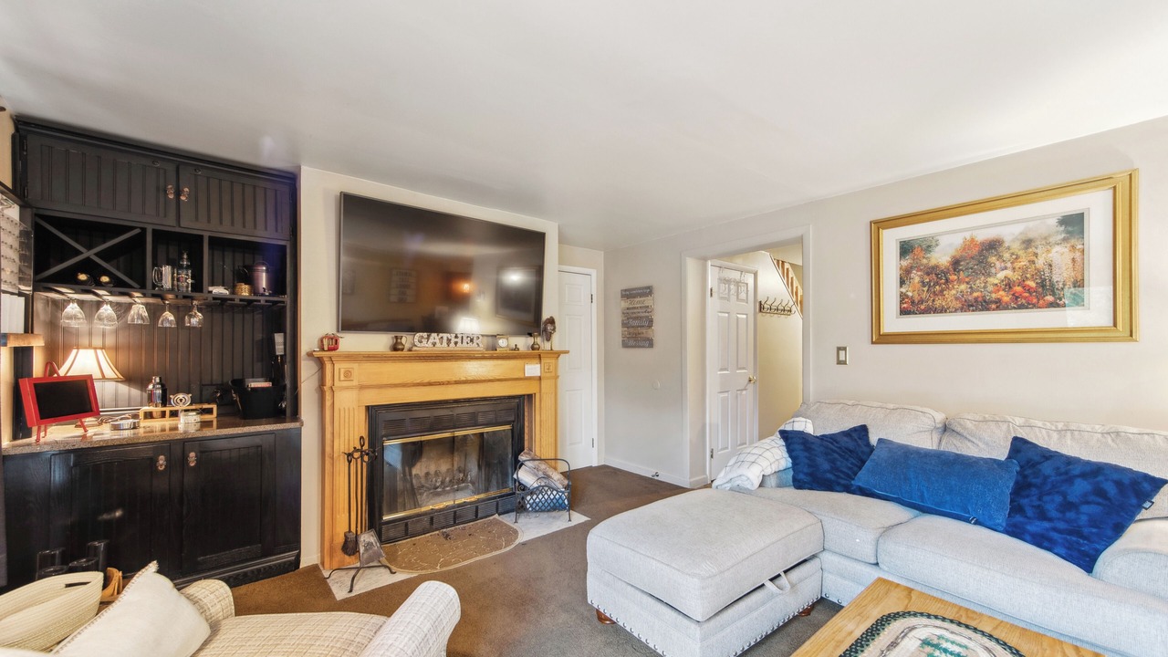 Photo of Livingroom in North Creek