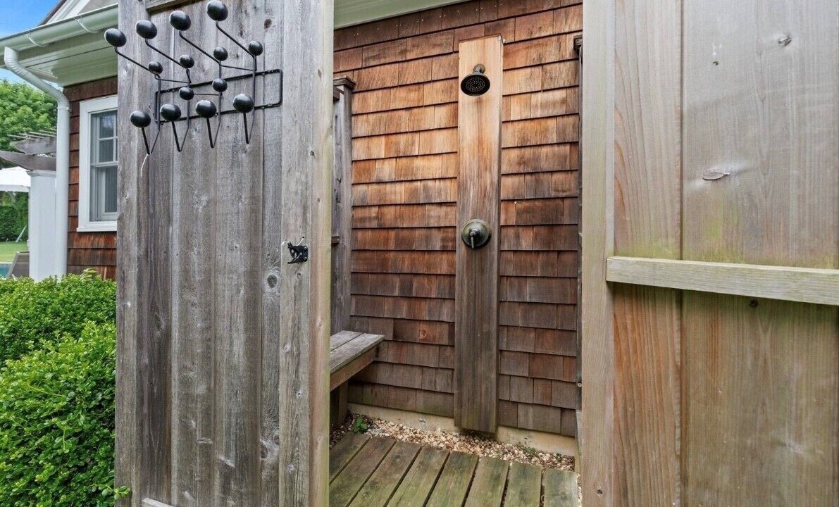Photo of Outdoor in Village of Southampton