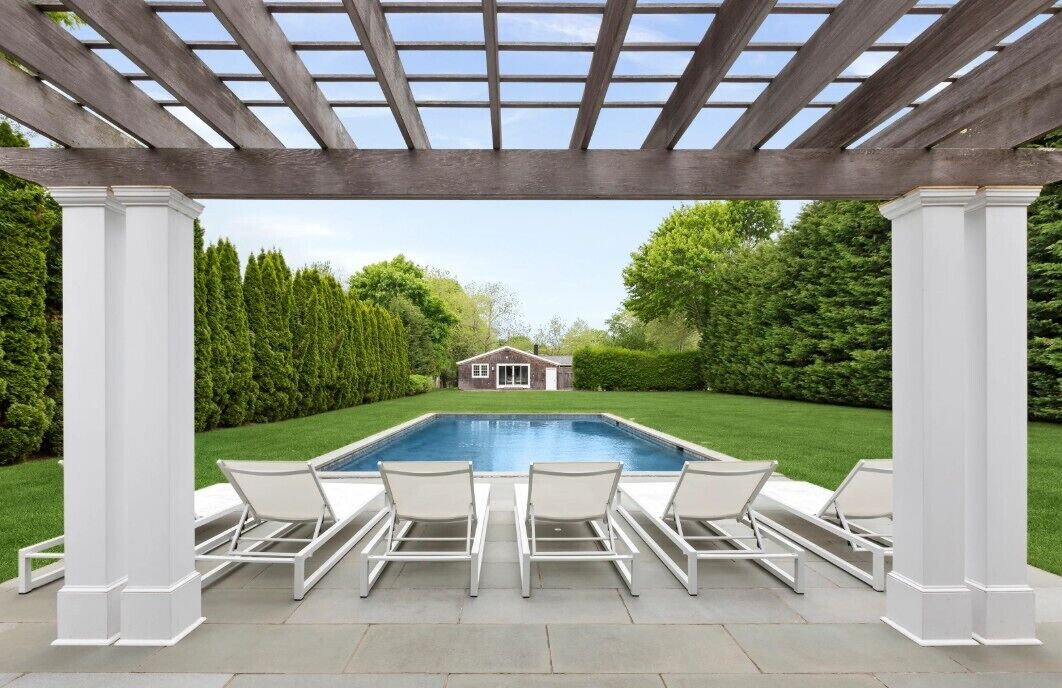 Photo of Outdoor in Village of Southampton