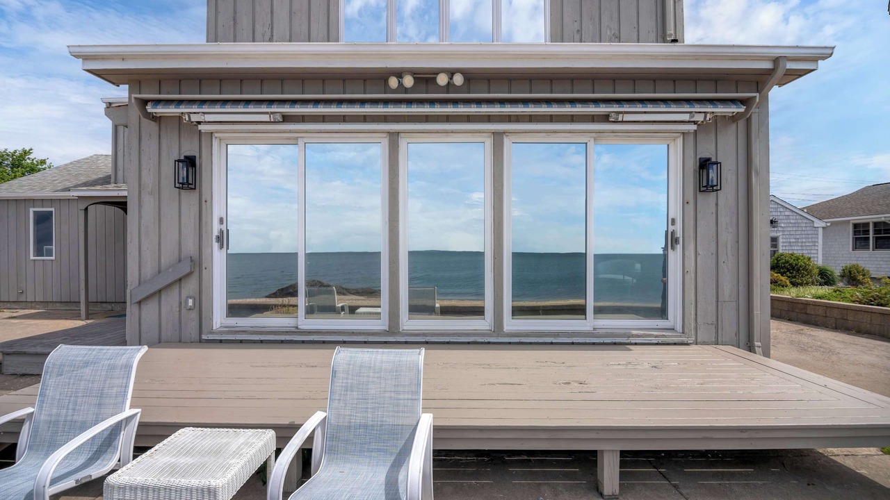 Photo of Patio Balcony in Saybrook Manor