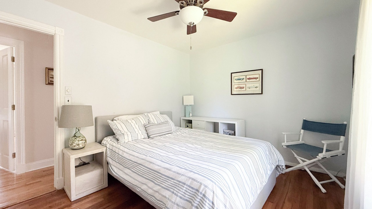 Photo of Bedroom in Baiting Hollow