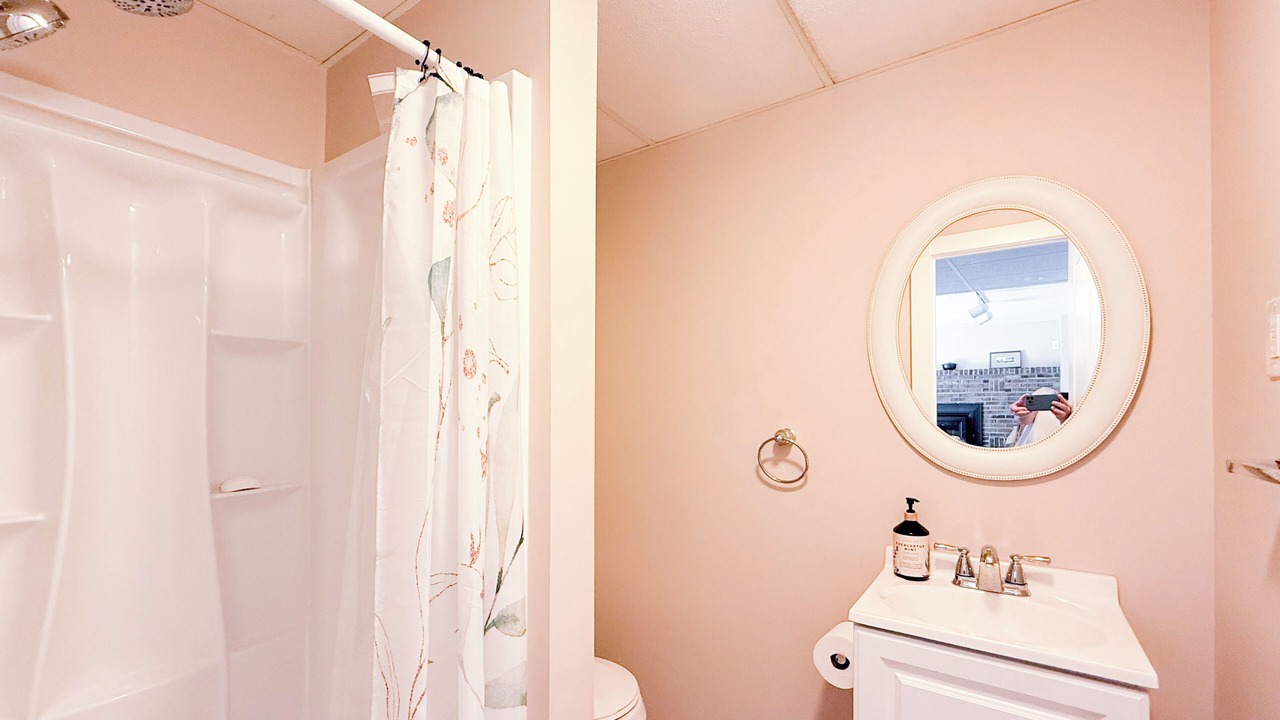 Photo of Bathroom in Baiting Hollow