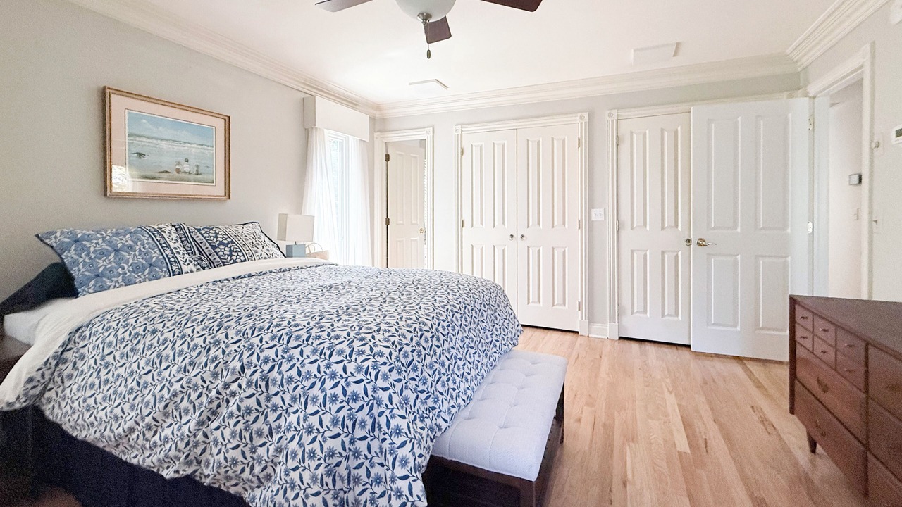 Photo of Bedroom in Baiting Hollow