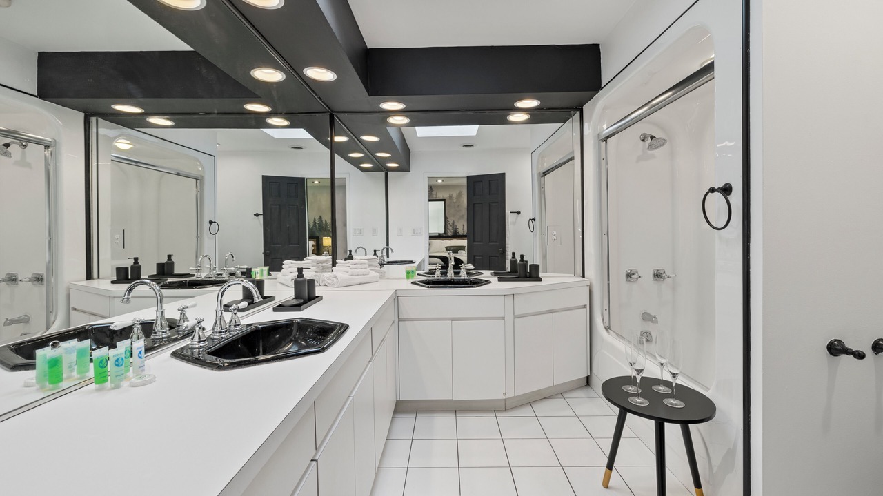 Photo of Bathroom in Washingtonville