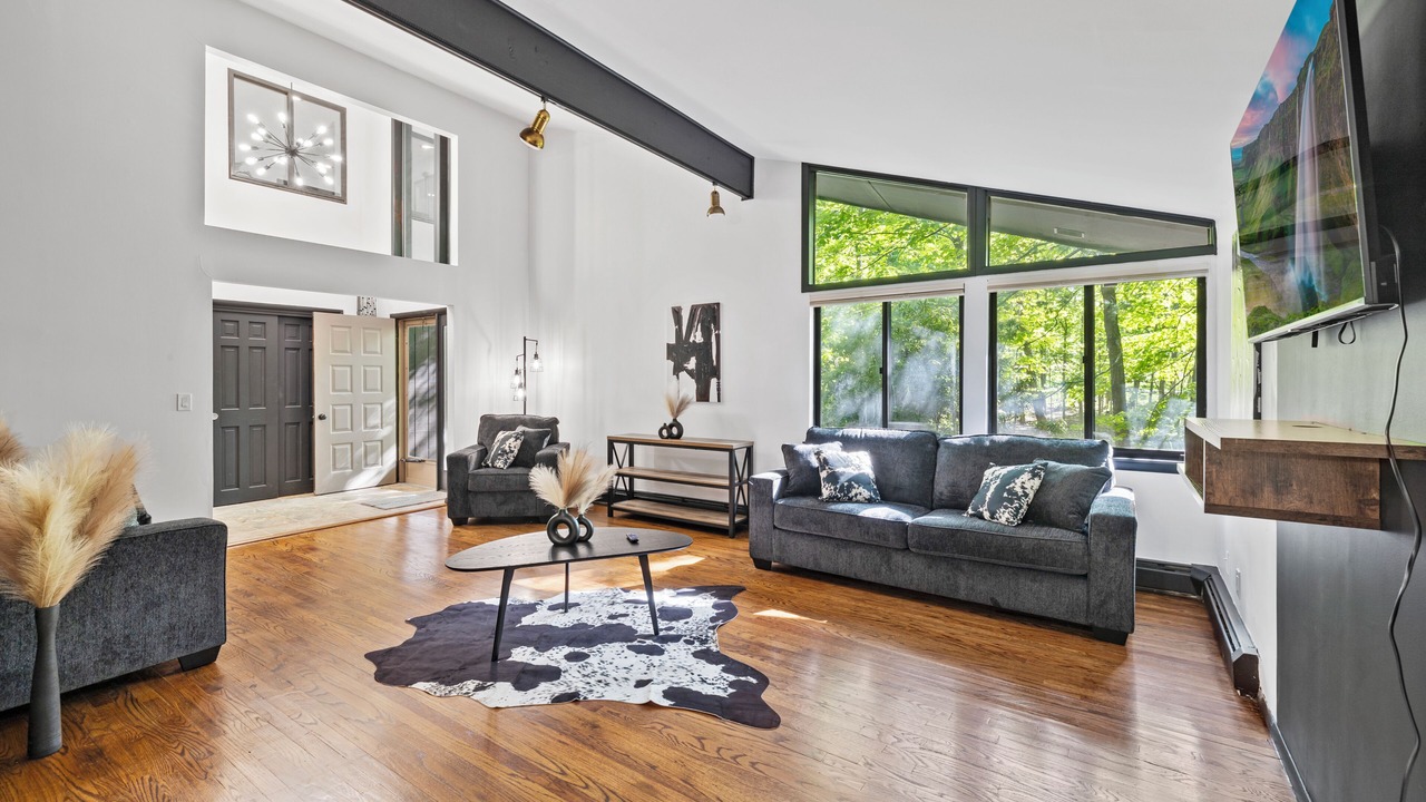 Photo of Livingroom in Washingtonville