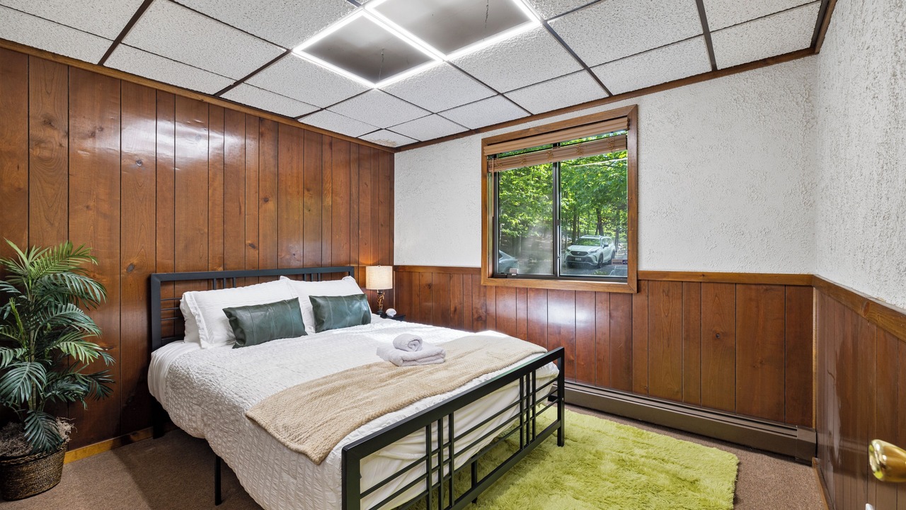Photo of Bedroom in Washingtonville