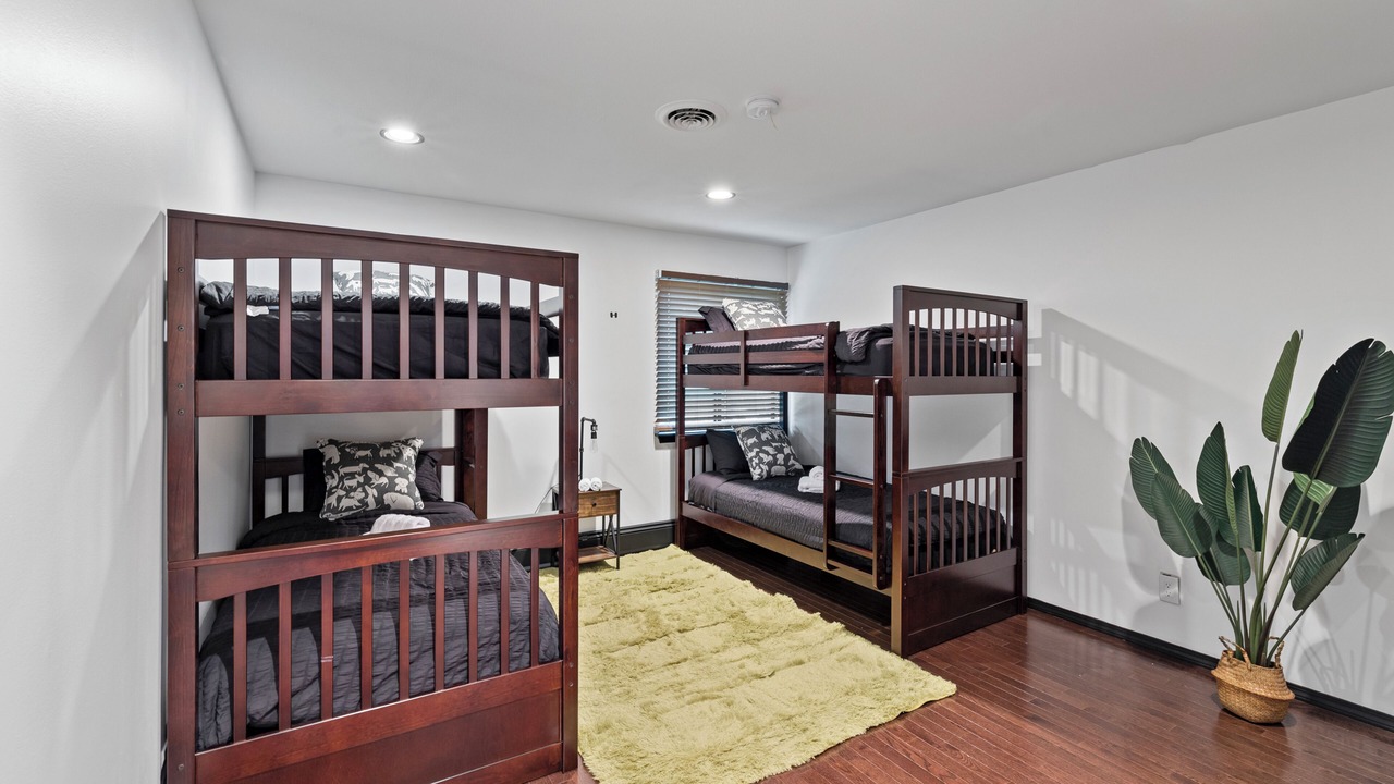 Photo of Bedroom in Washingtonville