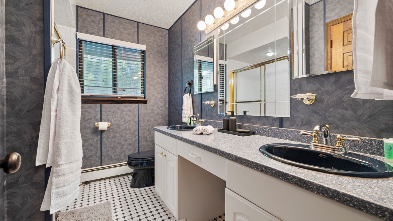 Photo of Bathroom in Washingtonville