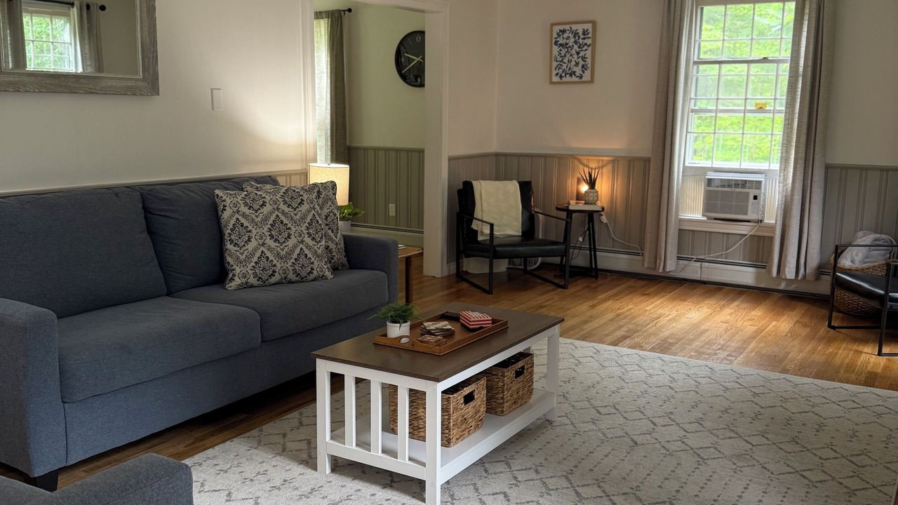 Photo of Livingroom in Croydon
