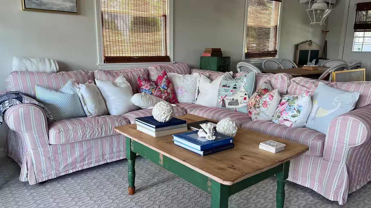 Photo of Livingroom in Weweantic