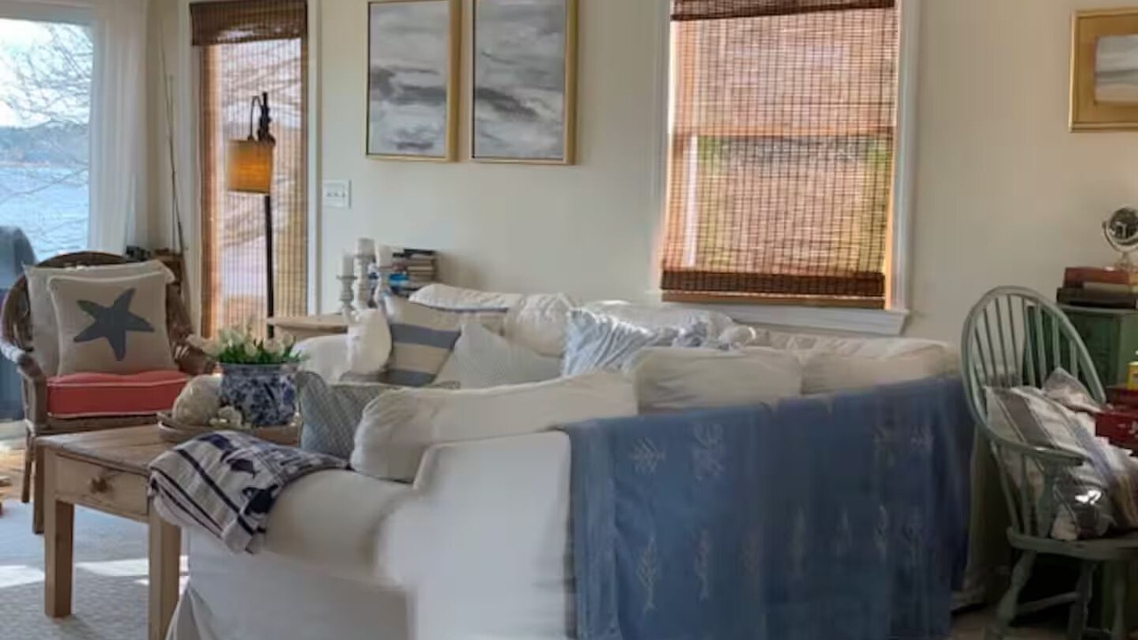 Photo of Livingroom in Weweantic