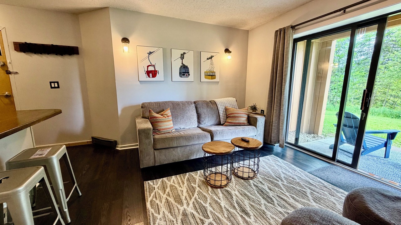 Photo of Livingroom in Great Valley