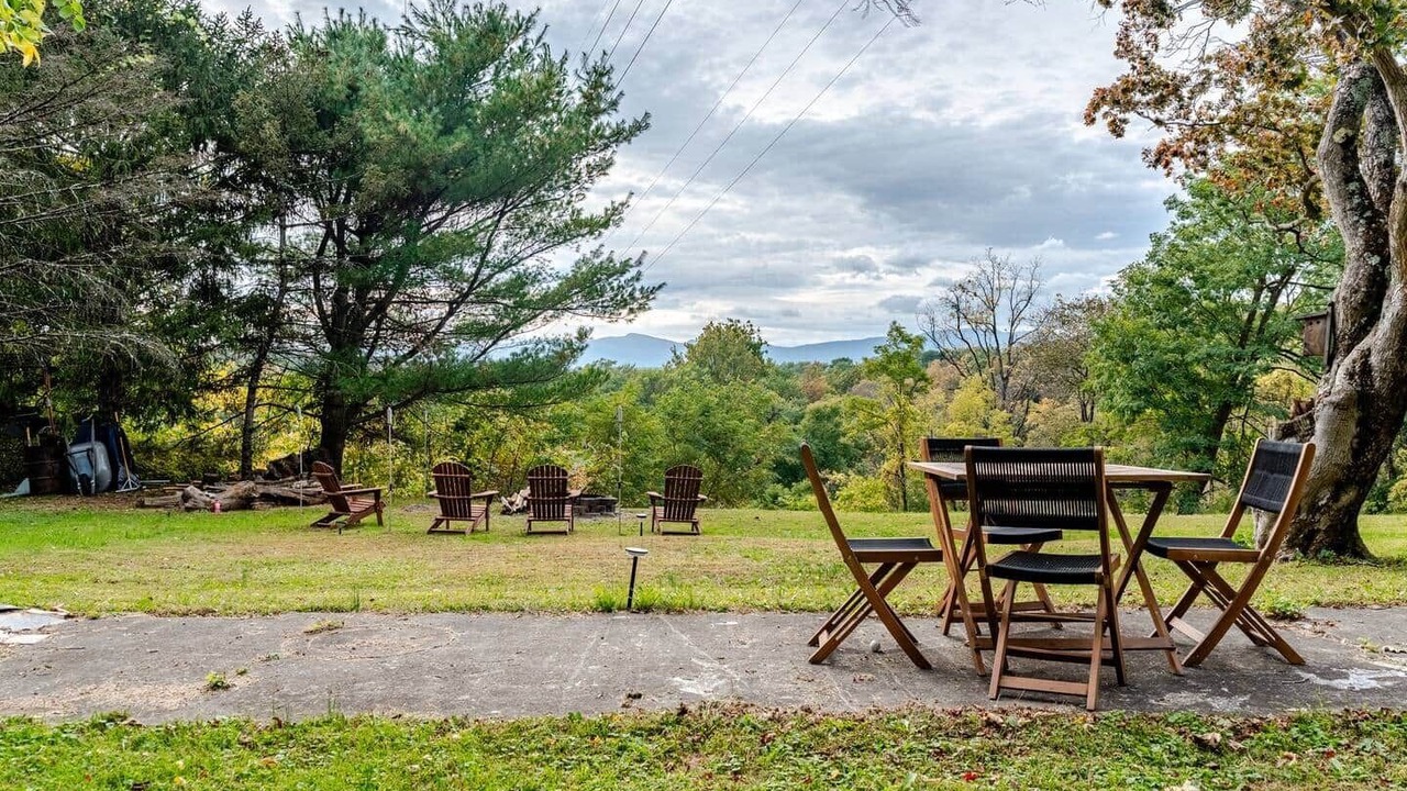 Photo of Outdoor in Jefferson Heights