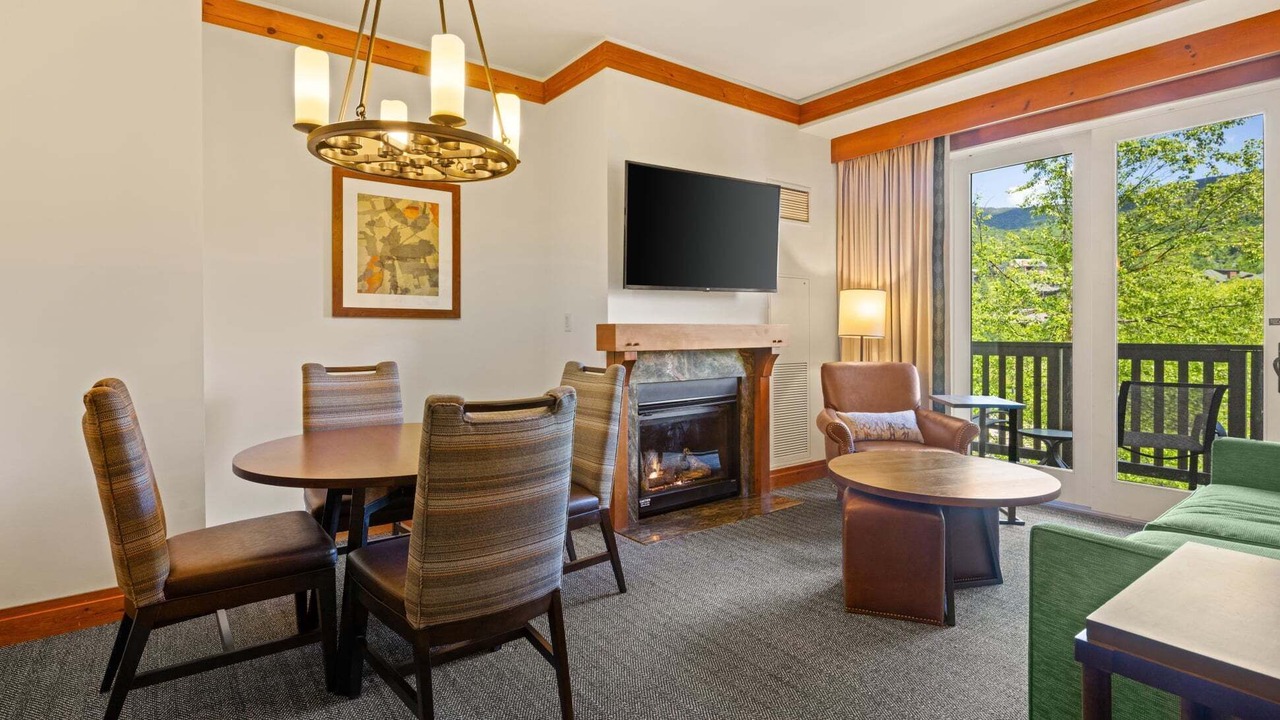 Photo of Livingroom in Stowe Area