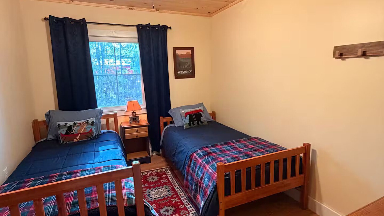 Photo of Bedroom in Eagle Bay