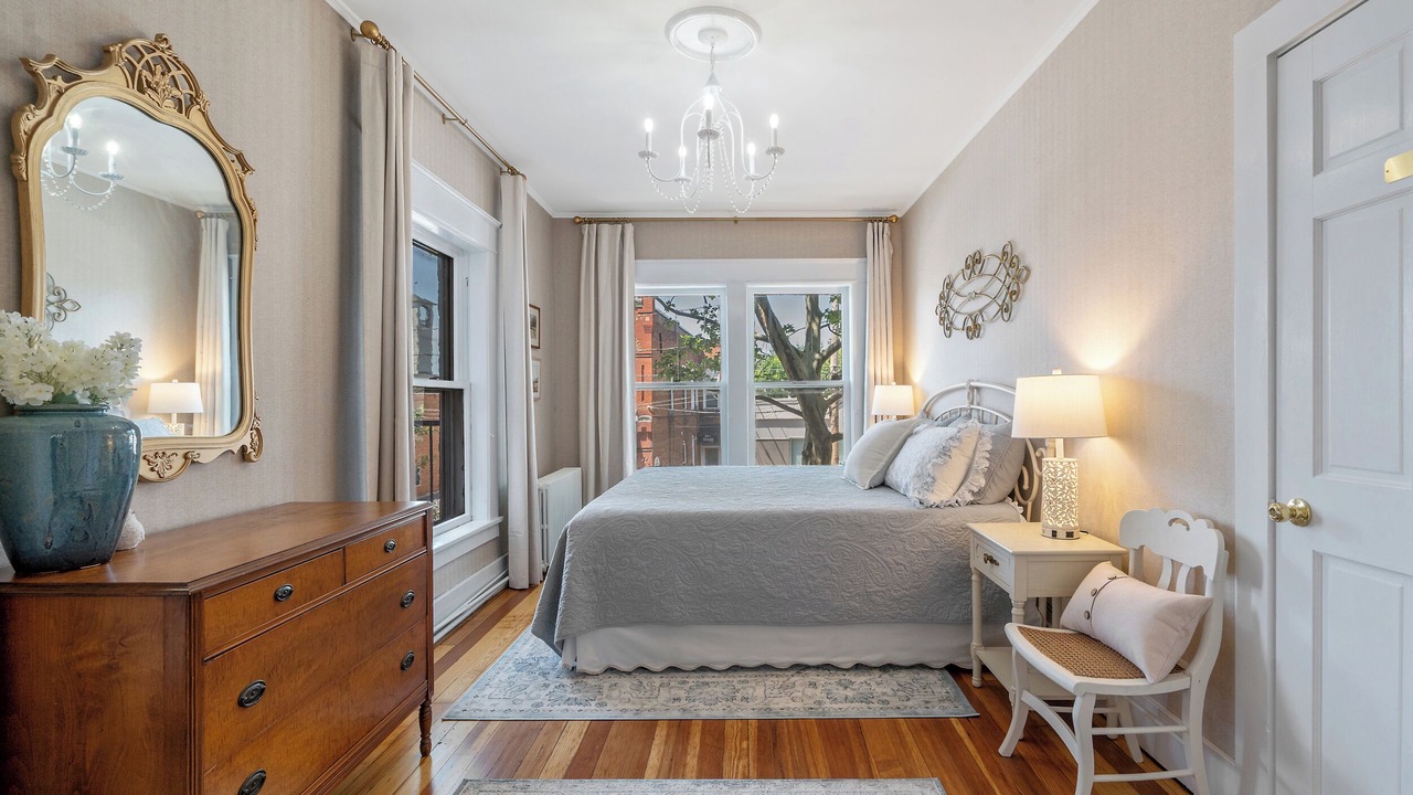 Photo of Bedroom in Baldwinsville