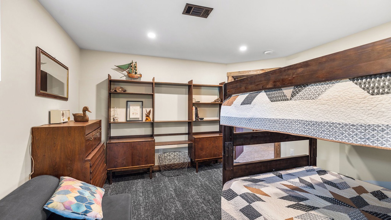 Photo of Bedroom in North Bay