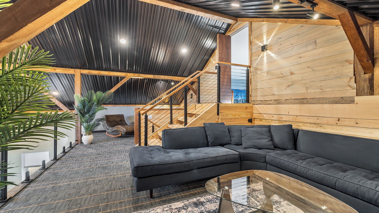 Photo of Livingroom in North Bay